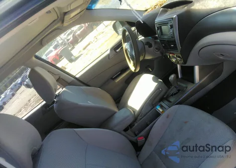 2013 Subaru Forester 2.5X Premium из США, поврежденный, VIN JF2SHADC9DH401440